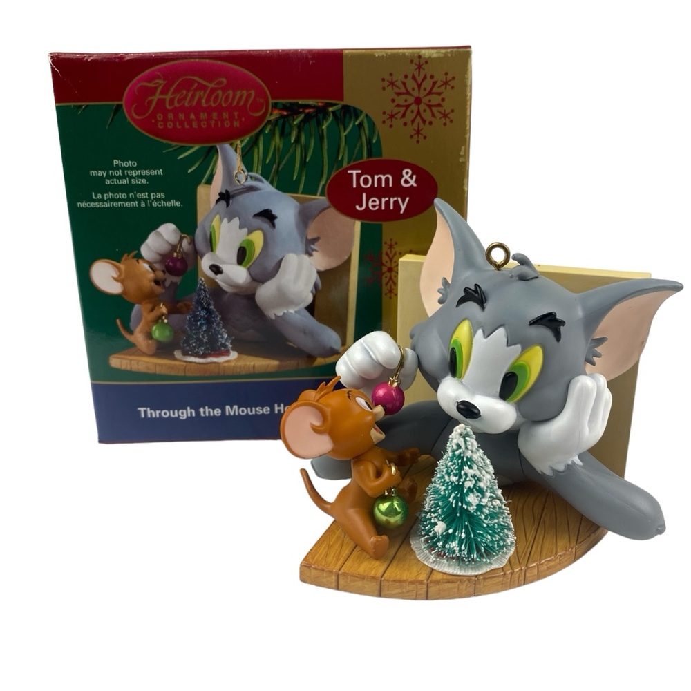 Carlton Cards Heirloom Ornament Collection Tom & Jerry Through the Mouse Hole 93